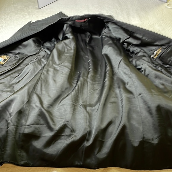 ⭐️Hart Schaffner Marx 42L Mens dbl breasted pure virgin wool black suit coat EUC - Picture 8 of 8